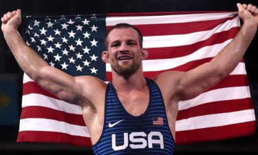 USA's David Taylor scores in final 21 secs to win 86kg gold