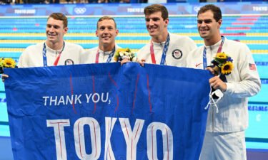 U.S. remains perfect in men's 4x100m medley relay