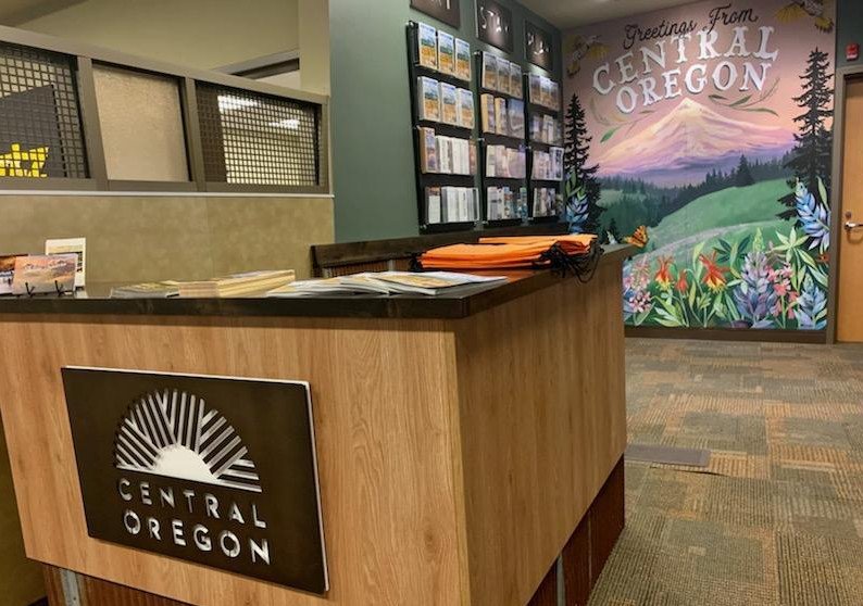New visitor welcome desk, info center at Redmond Airport