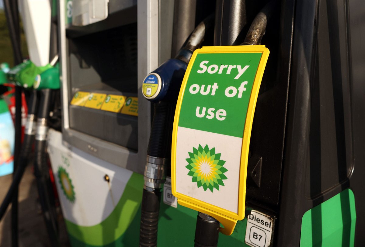 <i>Chris Ratcliffe/Bloomberg via Getty Images</i><br/>A sign reads 'Sorry out of use' on a diesel pump at a BP gas station in Brentwood
