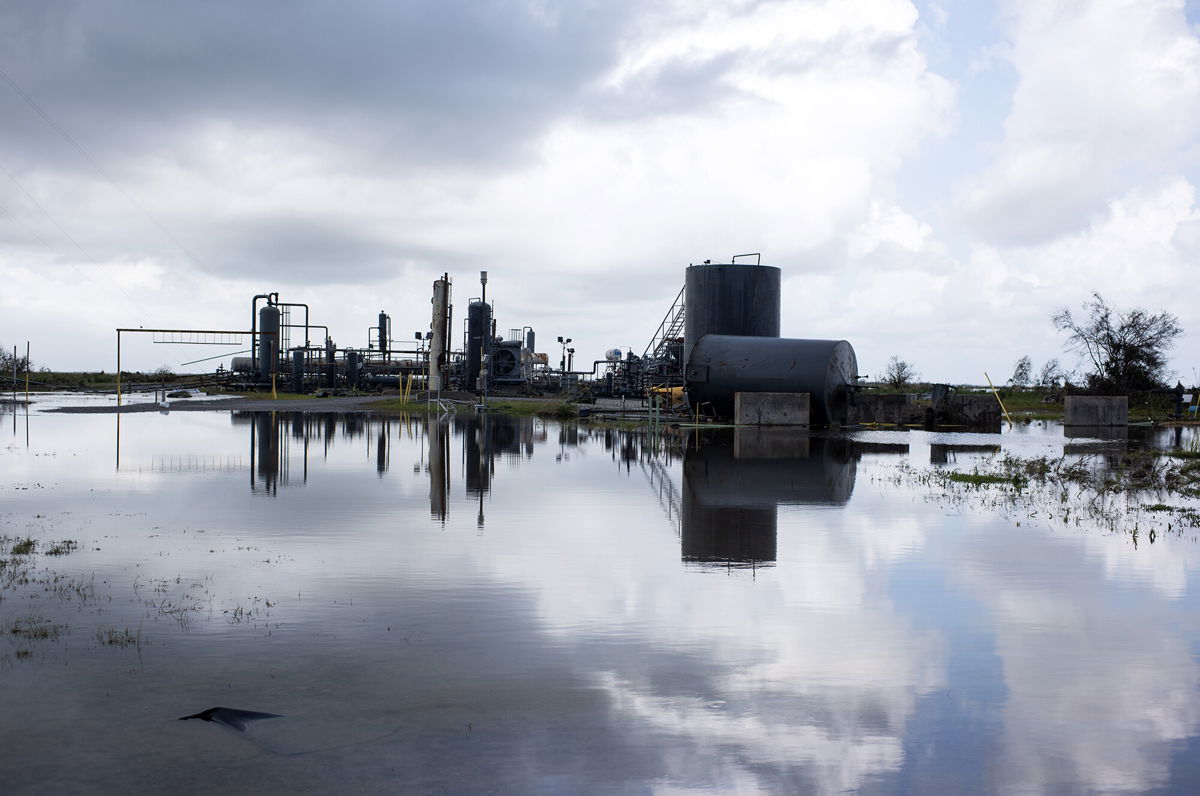 <i>Mark Felix/Bloomberg/Getty Images</i><br/>The Energy Department says the US will release 1.5 million barrels of crude oil from its emergency stockpile of oil