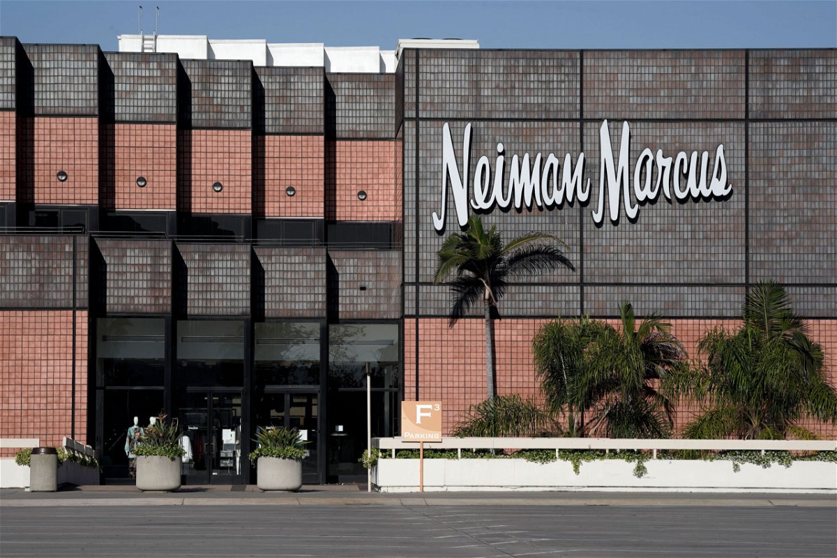 <i>Bing Guan/Bloomberg/Getty Images</i><br/>Neiman Marcus Group is alerting millions of customers that their online accounts may have been breached.