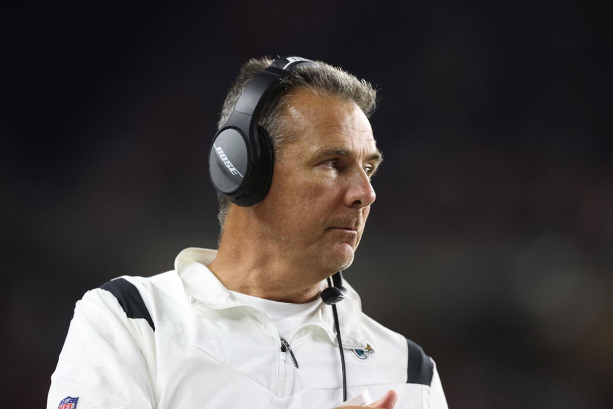 <i>Andy Lyons/Getty Images North America/Getty Images</i><br/>Head coach Urban Meyer has apologized to his family and team.