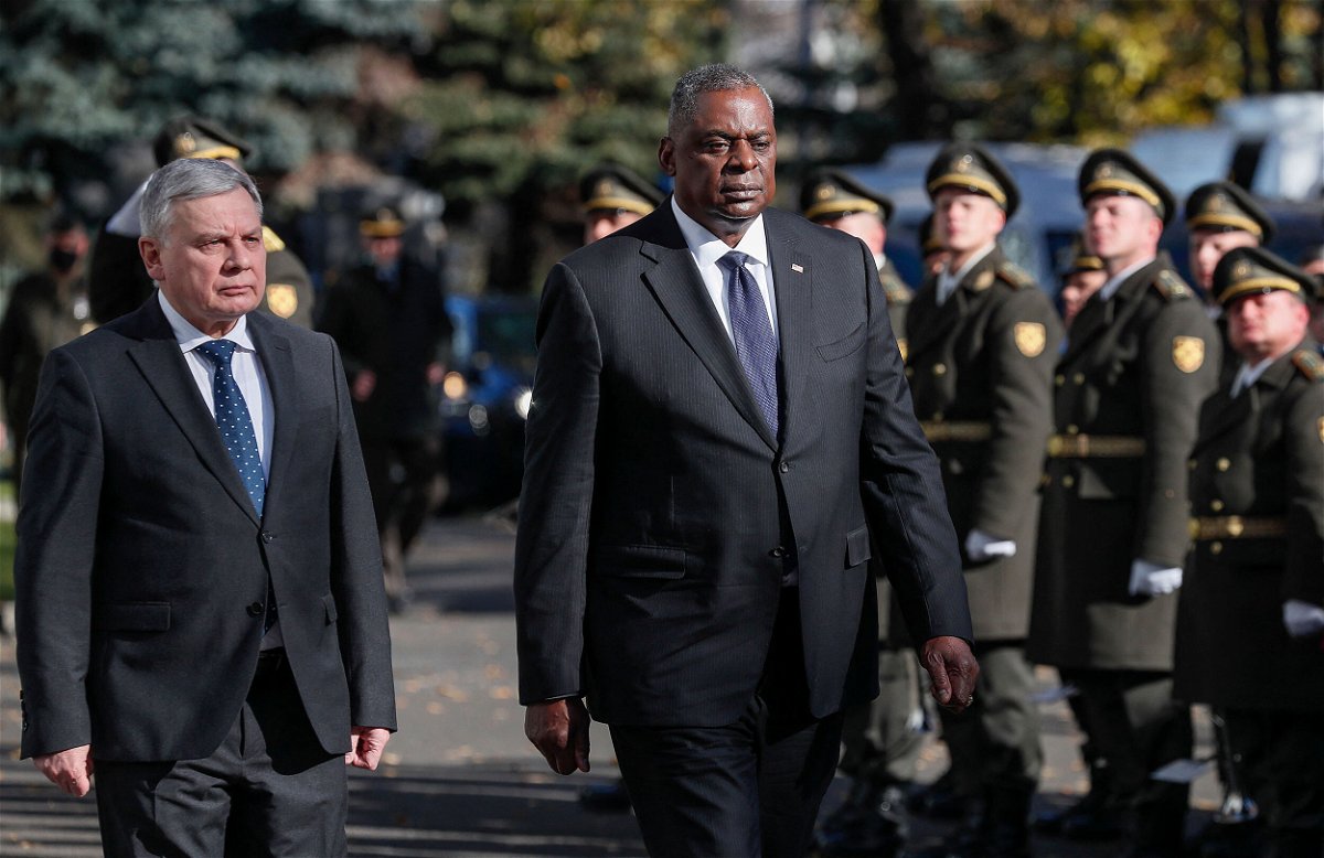 <i>Gleb Garanich/Pool/AfP/Getty Images</i><br/>US Defense Secretary Lloyd Austin (right) on October 19 called on Russia to stop its occupation of Crimea and to halt its 