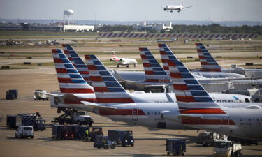 American Airlines canceled hundreds of flights during the weekend