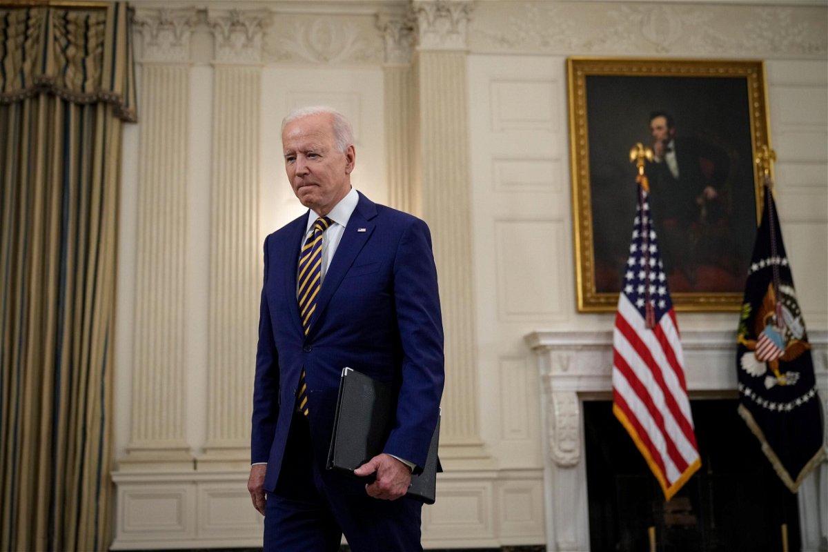<i>Drew Angerer/Getty Images</i><br/>Texas on Friday filed a lawsuit against the Biden administration over its Covid-19 vaccine mandate for federal contractors