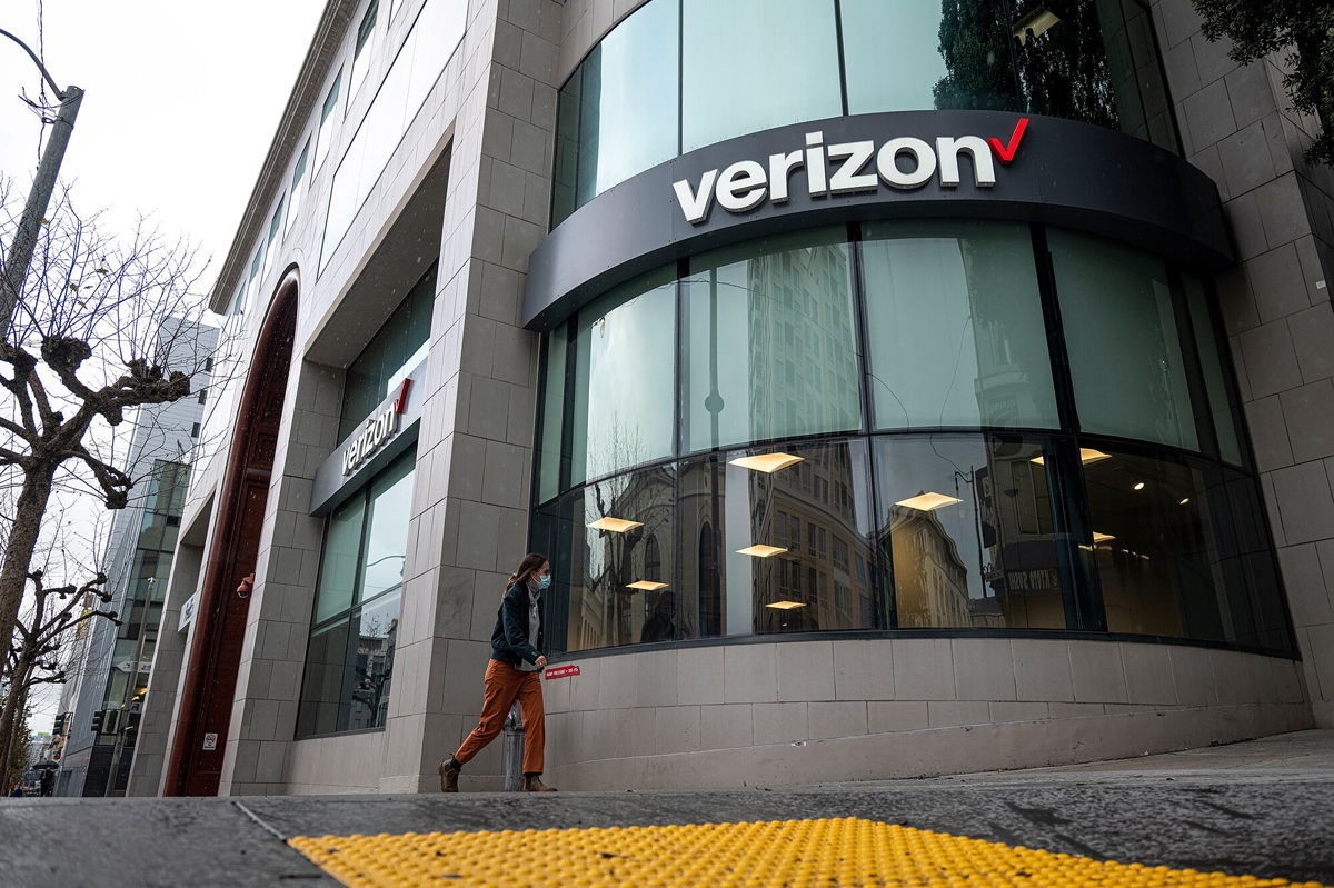 <i>David Paul Morris/Bloomberg/Getty Images</i><br/>Verizon has been the Dow's worst-performing stock this year