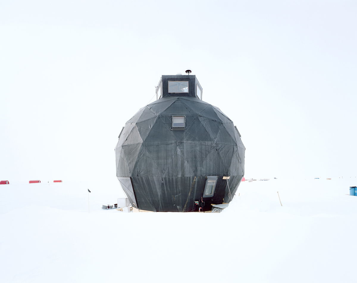 <i>Gregor Sailer</i><br/>The EastGRIP research facility in Greenland