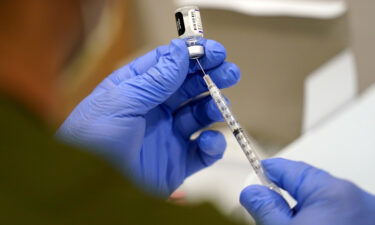 A survey by the Kaiser Family Foundation reports 72% of unvaccinated workers vow to quit if ordered to get the Covid-19 vaccination.