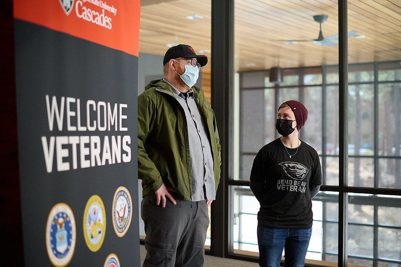 OSU-Cascades student veterans Brian Smith and Brittany Austin work in the new Veterans Lounge