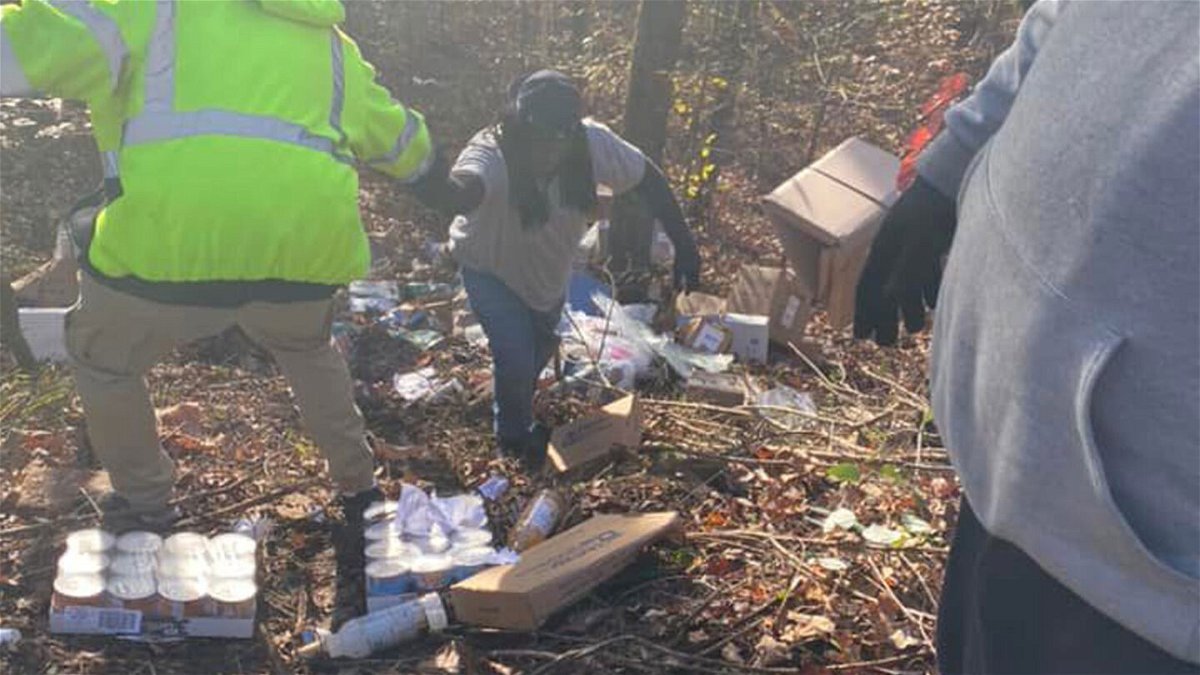<i>Blount County Sheriff's Office</i><br/>Hundreds of FedEx packages were found tossed into an Alabama ravine