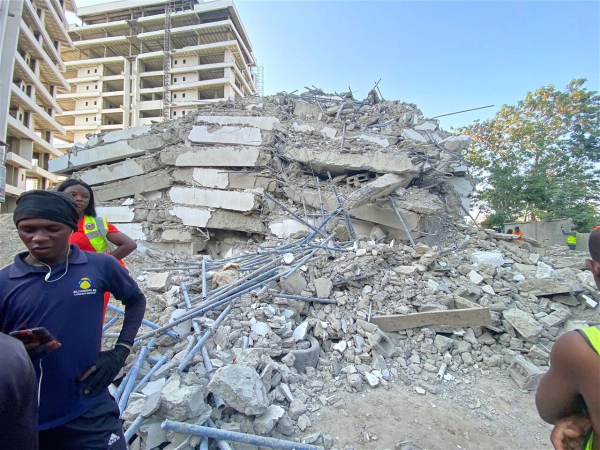<i>CNN/Stephanie Busari</i><br/>Many people are feared to be trapped after a 21-storey building collapsed in the affluent Ikoyi neighborhood of Lagos