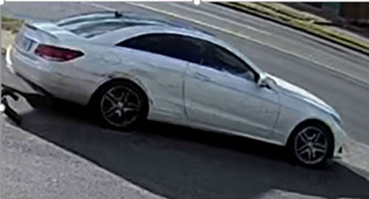 <i>The Memphis Police Department</i><br/>The photo of the alleged suspects' car released by the Memphis Police Department.