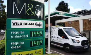 Gasoline prices at filling stations in the United Kingdom hit an all-time high in late October.