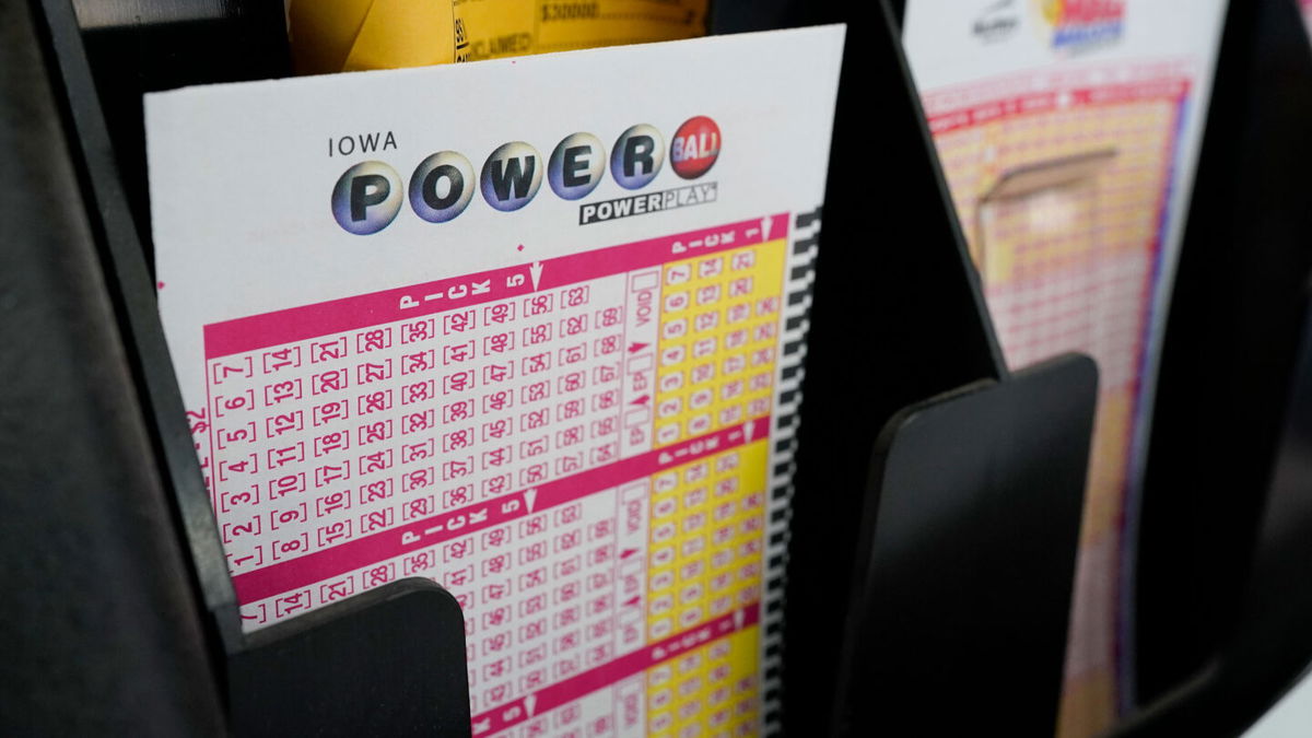 <i>Charlie Neibergall/AP</i><br/>The Powerball jackpot is now up to an estimated $400 million