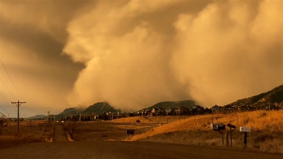 <i>David Roche</i><br/>An intense storm system moving from the Rockies into the Plains is producing severe weather