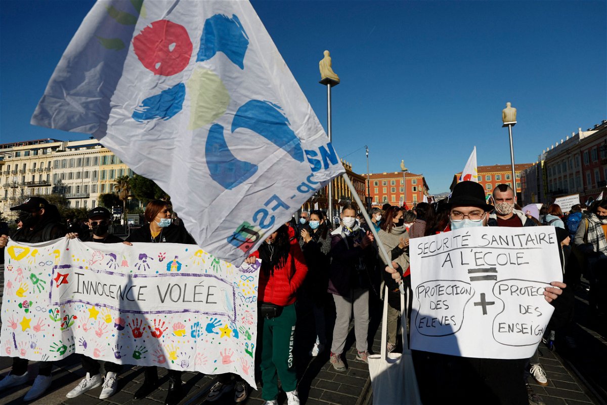 <i>Eric Gaillard/Reuters</i><br/>French teachers attend a demonstration in the southeastern city of Nice as part of a nationwide day of strike action and protests against Covid-19 protocols in schools on January 13.