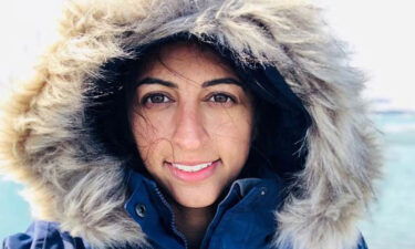 British-born Sikh army officer Preet Chandi has become the first woman of color to complete a solo expedition to the South Pole.