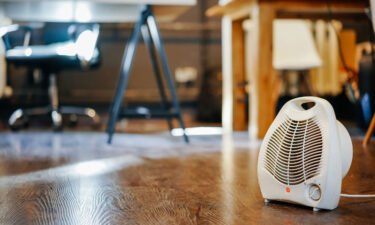 Space heaters are common solutions to those without central heat. The nation's top fire official is calling for all hands on deck to save lives by educating the United States about space heater safety this winter.