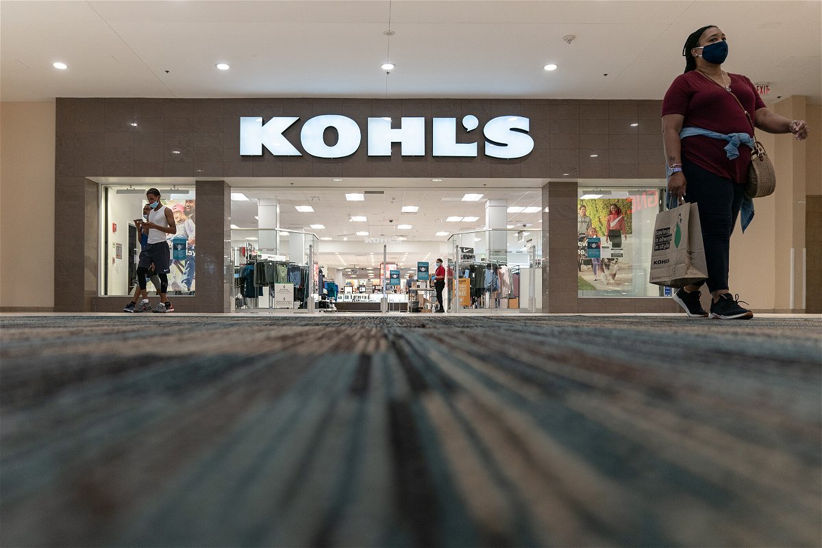 <i>Jeenah Moon/Bloomberg/Getty Images</i><br/>Kohl's stock