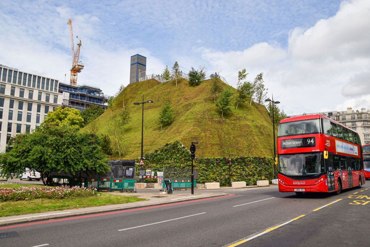 <i>Vuk Valcic/SOPA Images/Shutterstock</i><br/>The $8 million Marble Arch Mound in London has not lived up to expectations since opening in July.