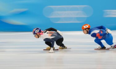 speed skaters