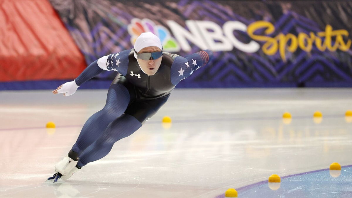 Austin Kleba competes in the Men's 500 meter final during the 2022 U.S. Speedskating Long Track Olympic Trials