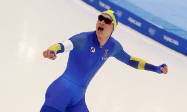 Speed skater Nils van der Poel thumbnail