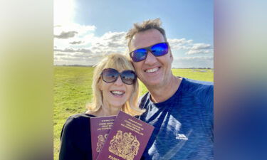 UK couple Jonathan and Julie Ashworth began house sitting in 2018 and say they've never looked back.