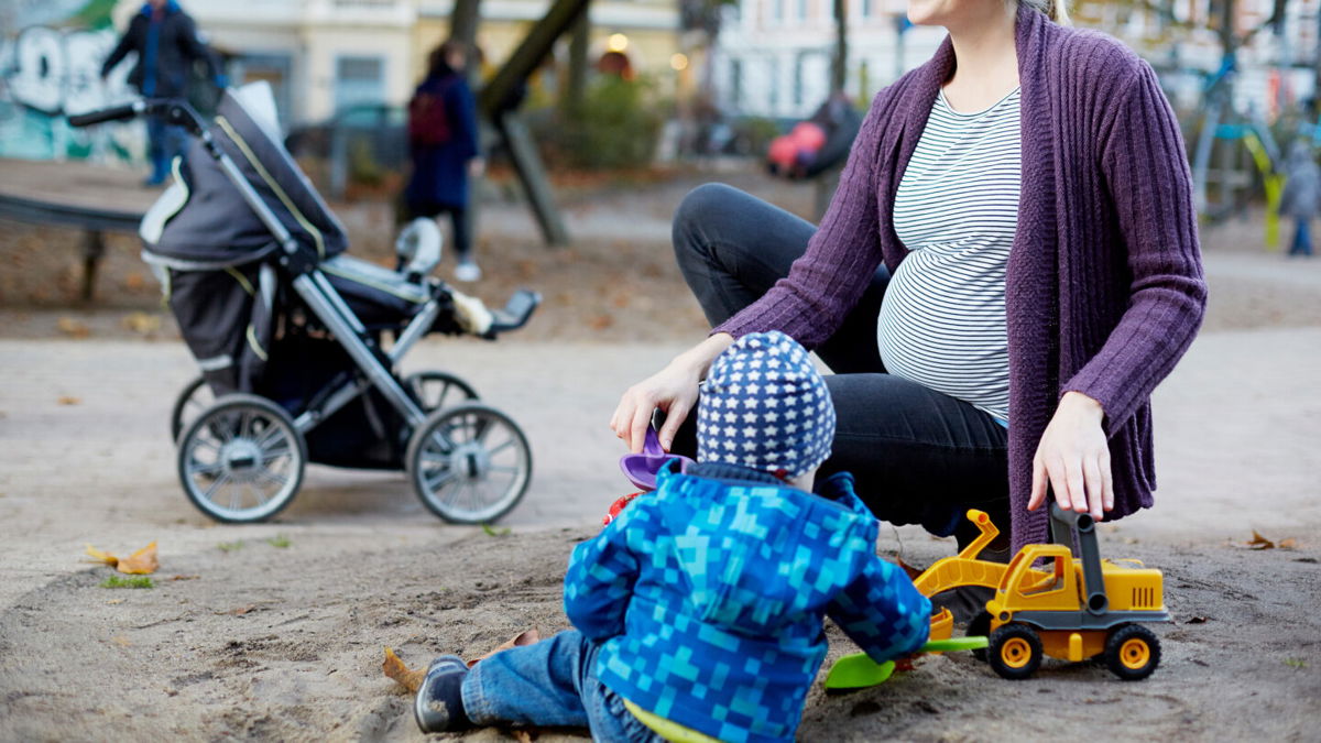 <i>Chris Tobin/Digital Vision/Getty Images</i><br/>Environmental factors likely play more of a role in a child's BMI than the weight of their mother.