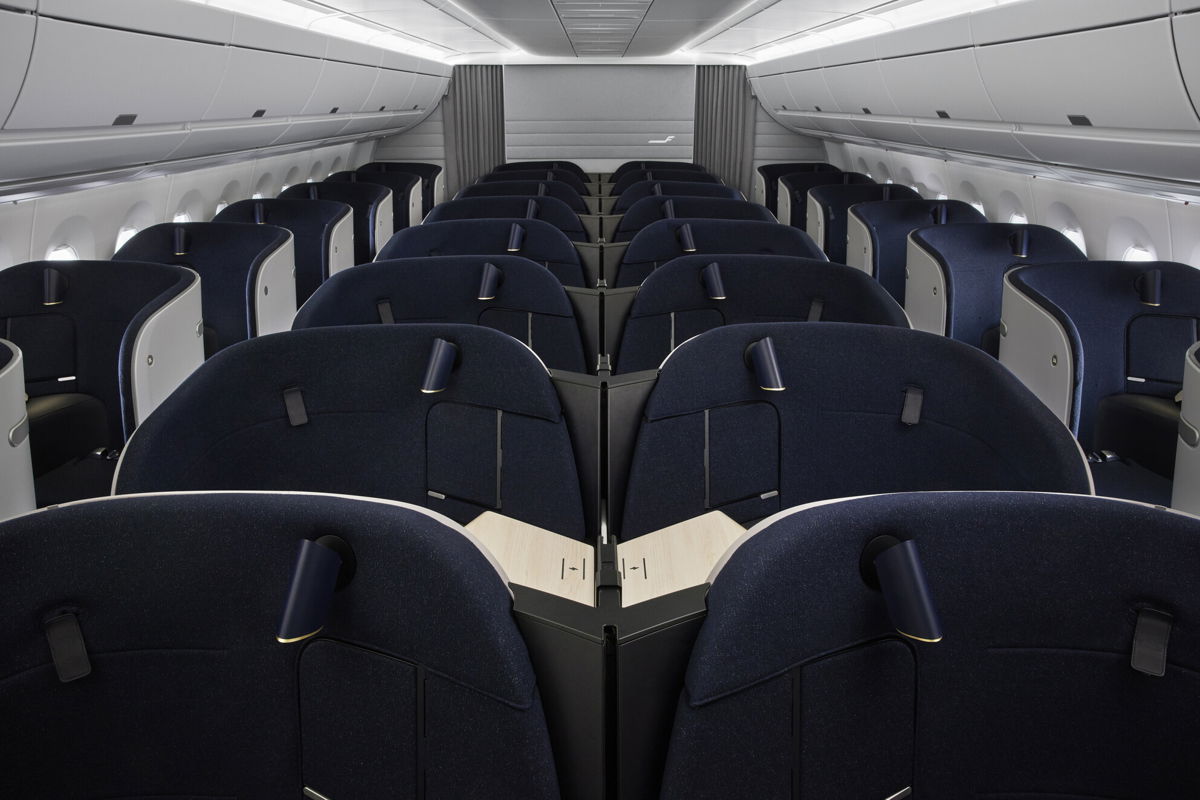<i>finnair</i><br/>The Airlounge seats will be rolled out across Finnair's A330 and A350 fleets.