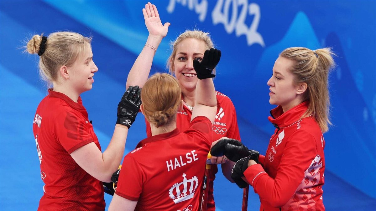 Sweden forces Denmark to concede in women's curling - KTVZ