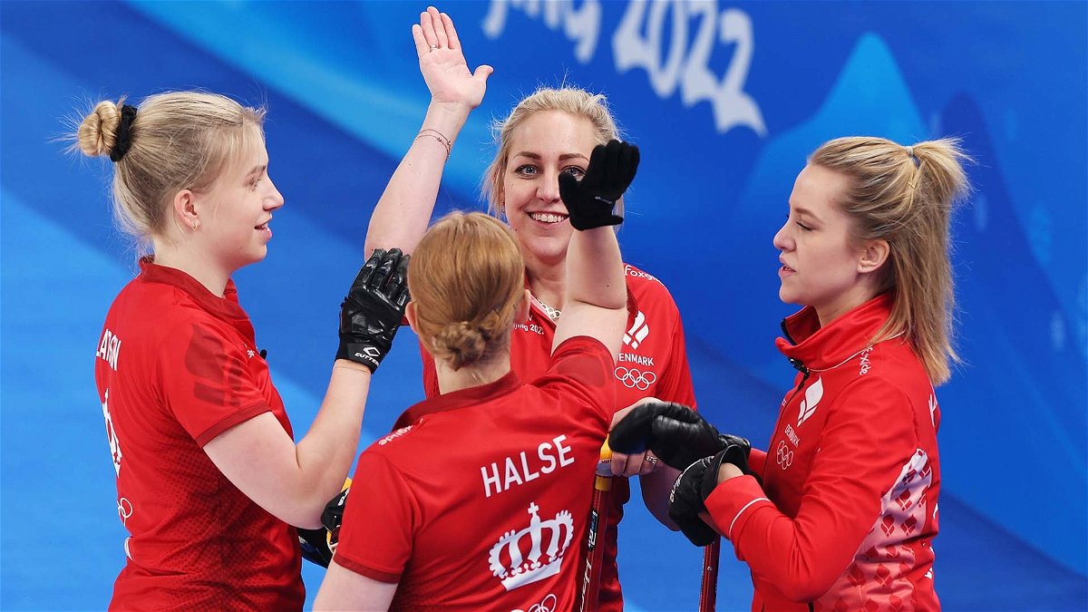 Denmark beats the ROC women's team in curling - KTVZ.