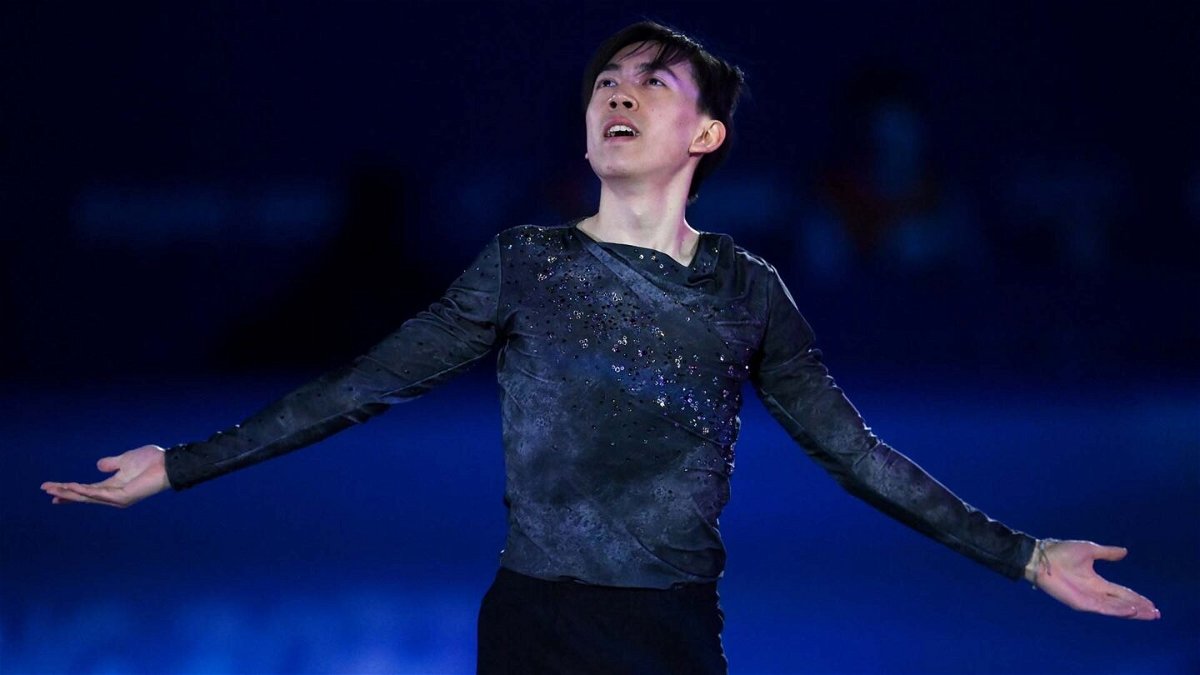 Vincent Zhou with arms wide open