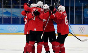 Switzerland beats Czechs to advance to hockey quarterfinals