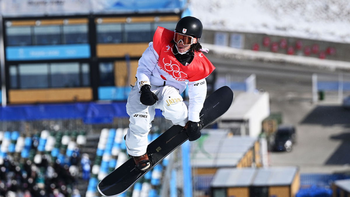 Ayumu Hirano's incredible final run wins halfpipe gold