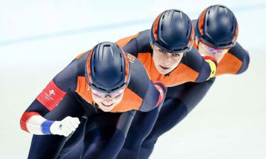Dutch earn bronze in team pursuit
