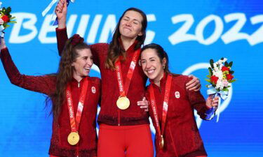 Canada receives gold medals for women's team pursuit