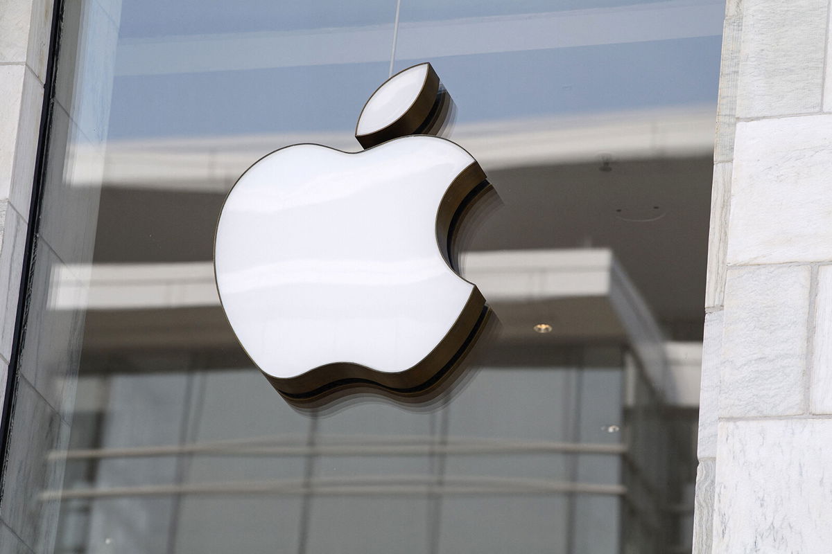 <i>Nicholas Kamm/AFP/Getty Images</i><br/>Various Apple services were hit by an outage on March 21.
