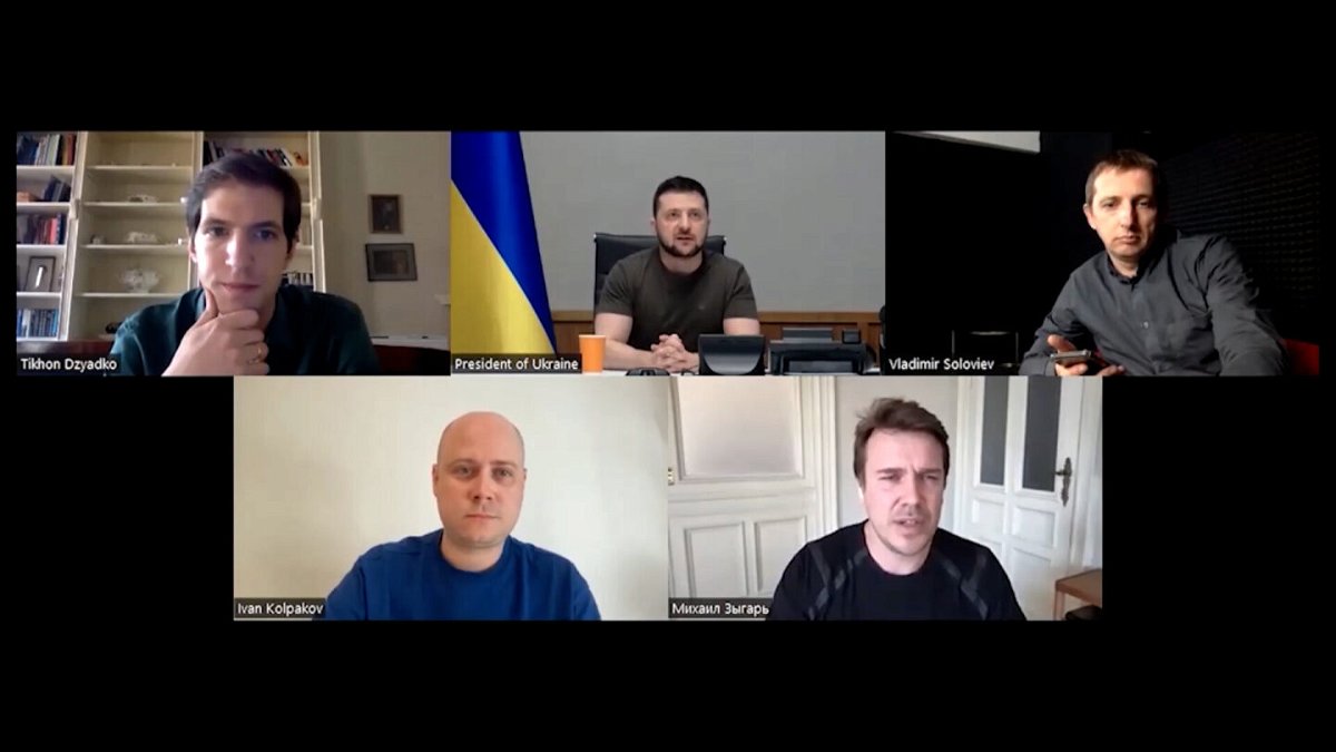<i>YouTube/Ukraine Presidential Office</i><br/>An interview on March 27 between Ukrainian President Volodymyr Zelensky and a group of independent Russian journalists was banned from airing in Russia.