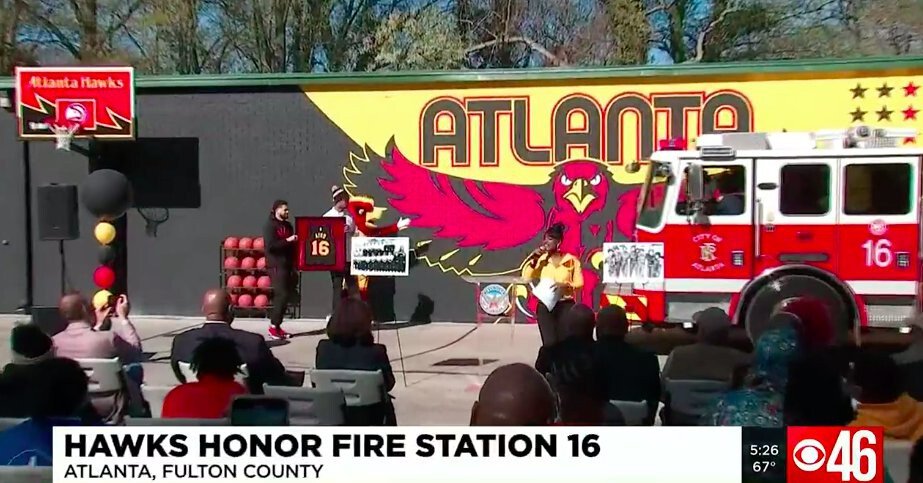 <i>WGCL</i><br/>The Atlanta Hawks have unveiled a new basketball hoop and mural