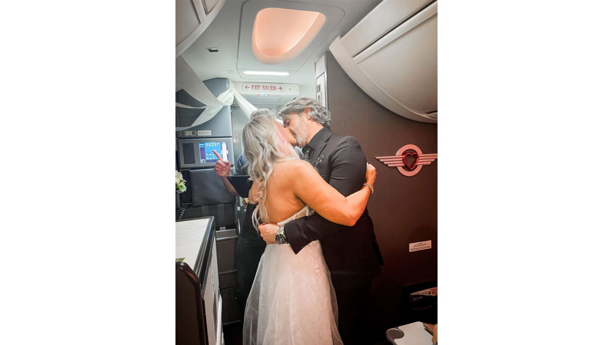 <i>Kaitlyn Manzer</i><br/>A Southwest flight from Dallas to Las Vegas turned into a makeshift wedding chapel on Sunday