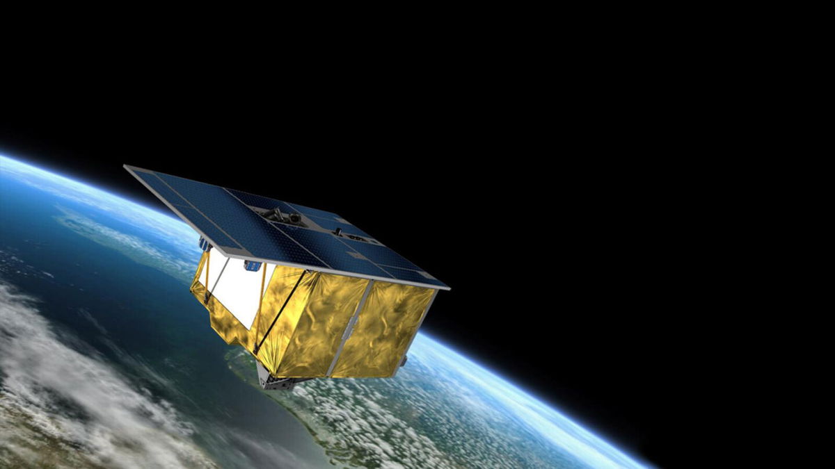<i>OHB System AG/DLR</i><br/>Scientists are saying the German satellite EnMAP is a game-changer for its ability to use more than 250 colors to produce the most precise data on water