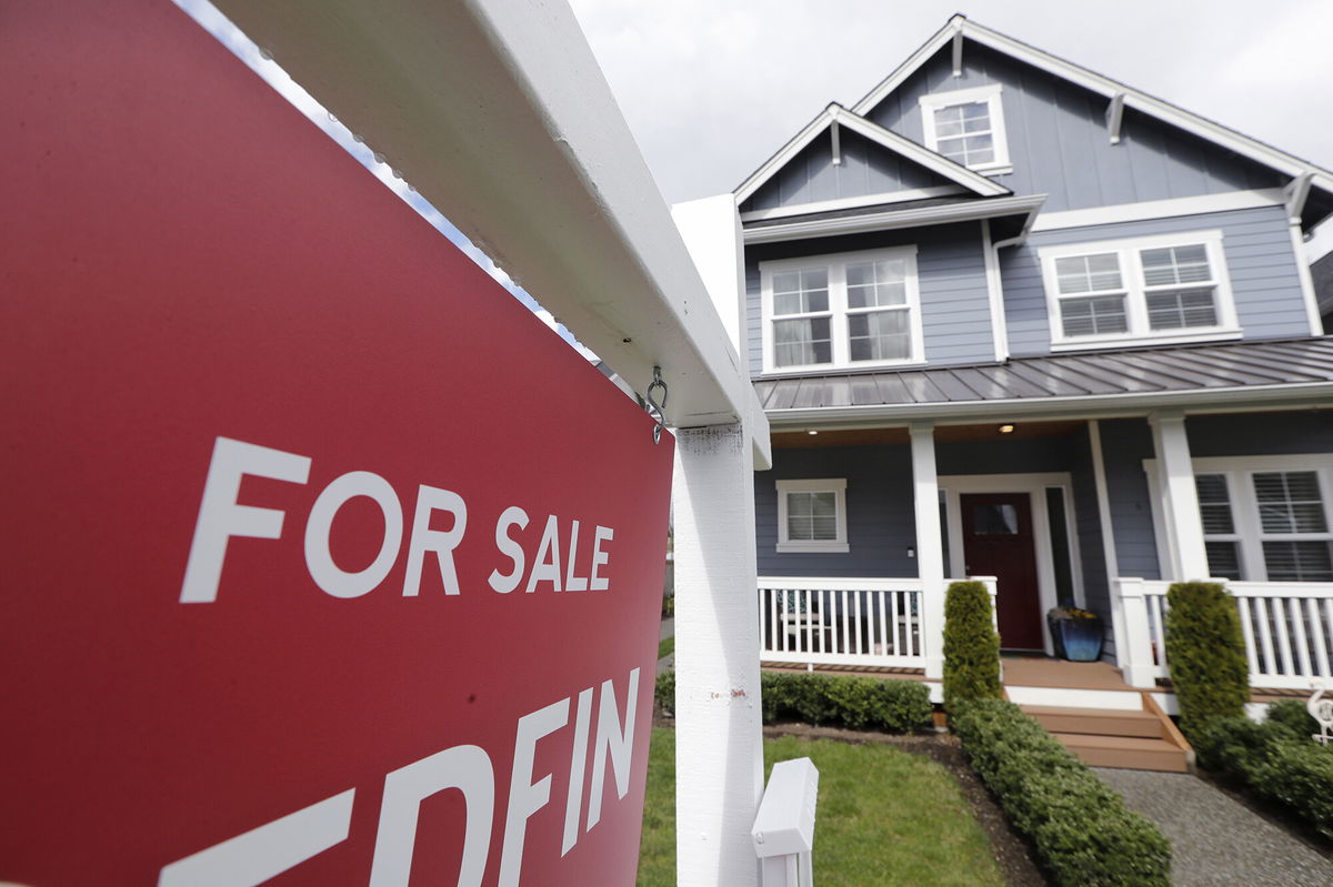 <i>Elaine Thompson/AP</i><br/>Stubbornly low numbers of homes for sale continue to push prices higher and mortgage rates are rising faster than they have in decades. That has put the squeeze on home buyers and the real estate market.