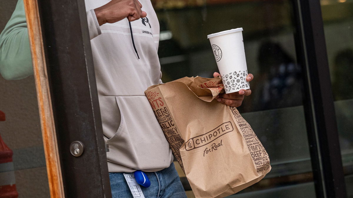 <i>David Paul Morris/Bloomberg/Getty Images</i><br/>Chipotle wants to add dessert to the menu.
