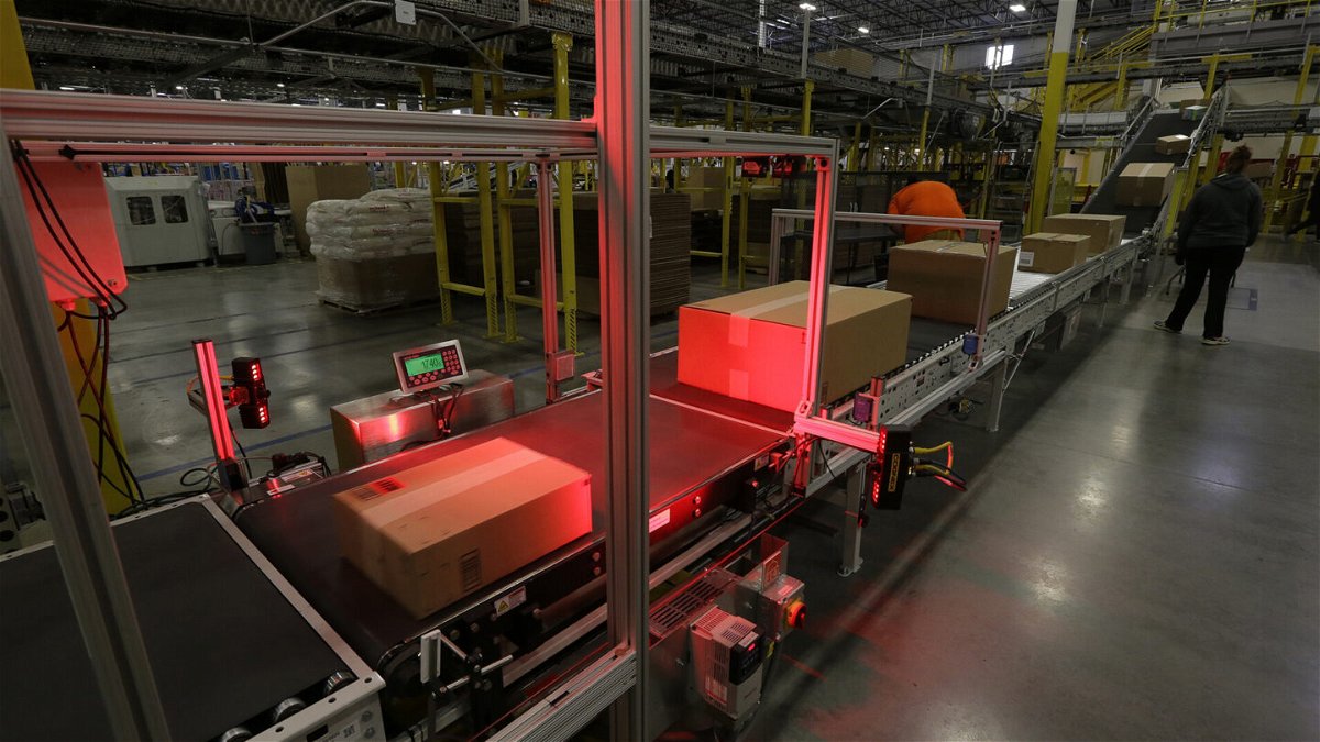 <i>Ted S. Warren/AP</i><br/>Amazon employed 33% of all US warehouse workers in 2021