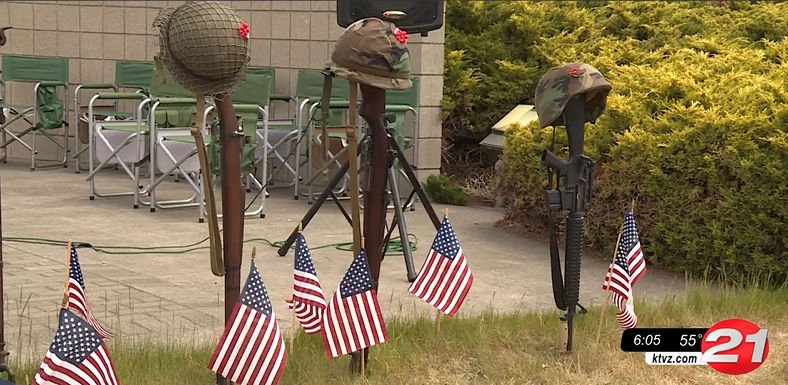 Memorial Day ceremony at Bend’s Deschutes Memorial Gardens honors those who made the ultimate sacrifice