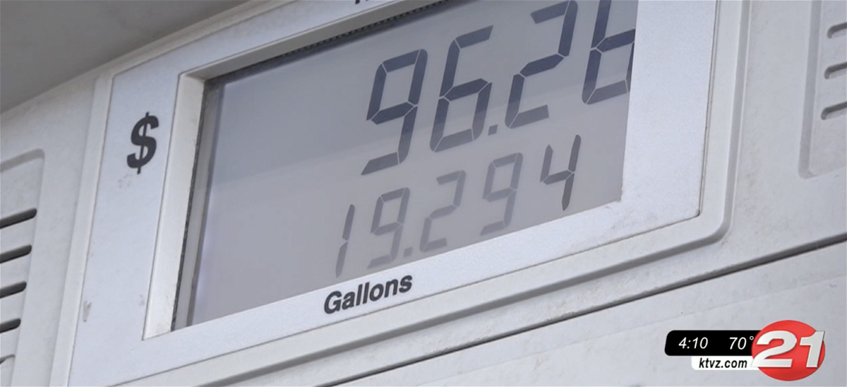 Rising prices at the pump affect customer buying habits, attendant interactions at Bend gas stations