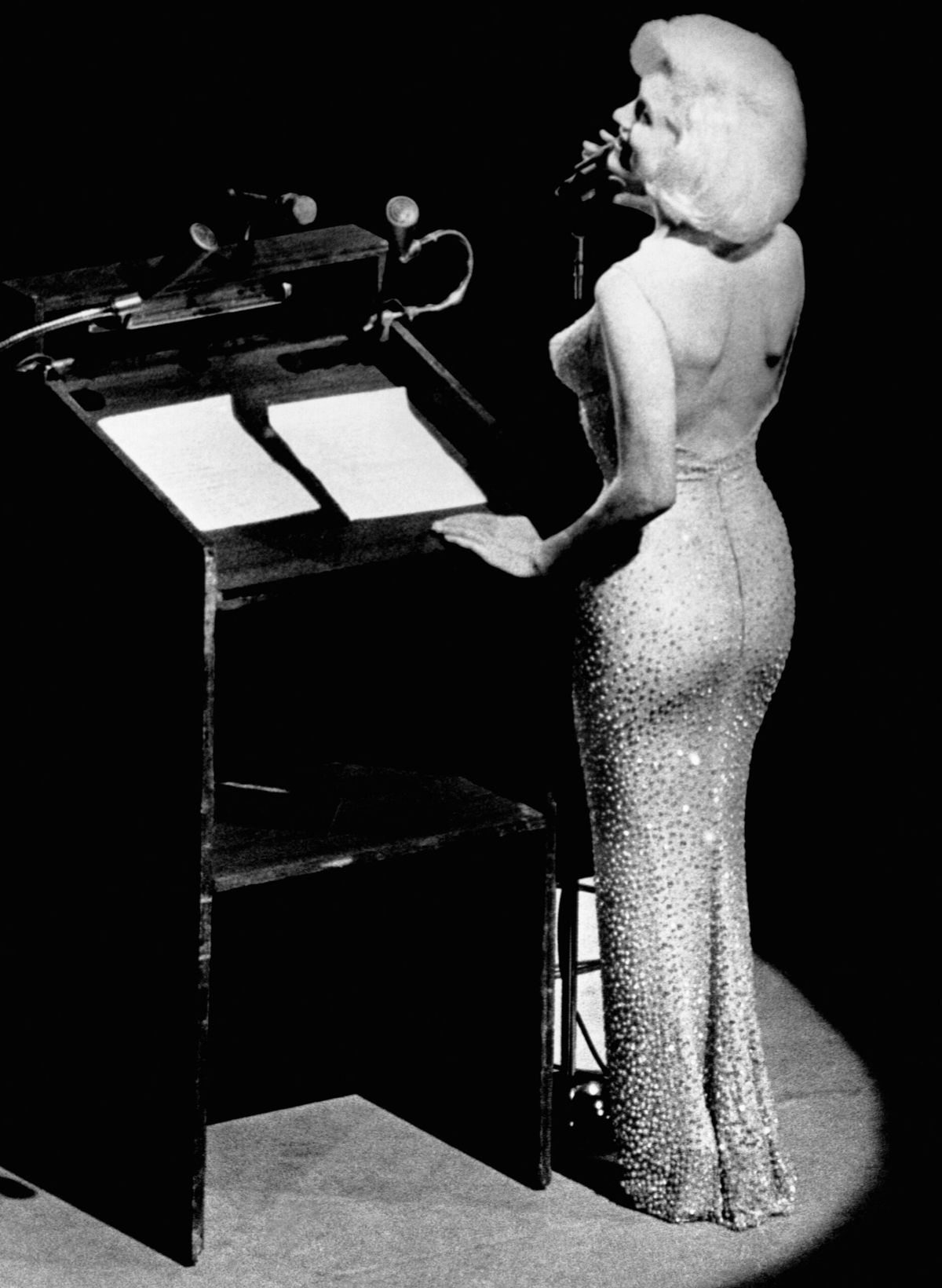 <i>Bettmann Archive/Getty Images</i><br/>Kim Kardashian wore one of Marilyn Monroe's most iconic dresses to the Met Gala 2022. Actress Marilyn Monroe is pictured singing 