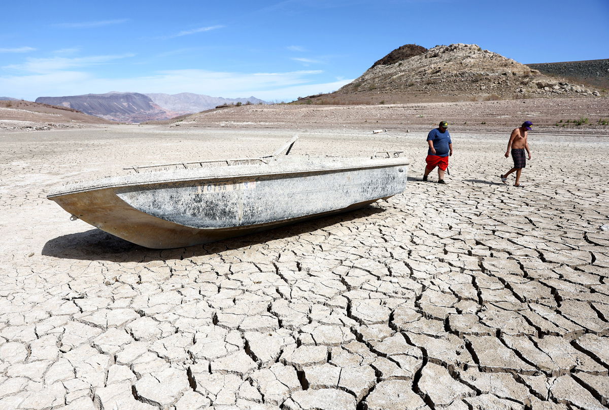 <i>Mario Tama/Getty Images</i><br/>A dry section of the US' biggest manmade reservoir
